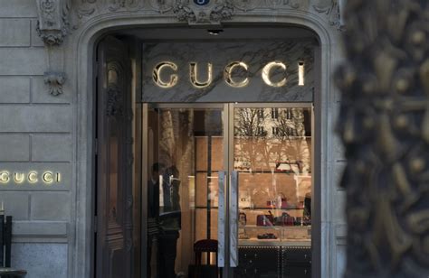 Gucci’s marketing strategy through the years 